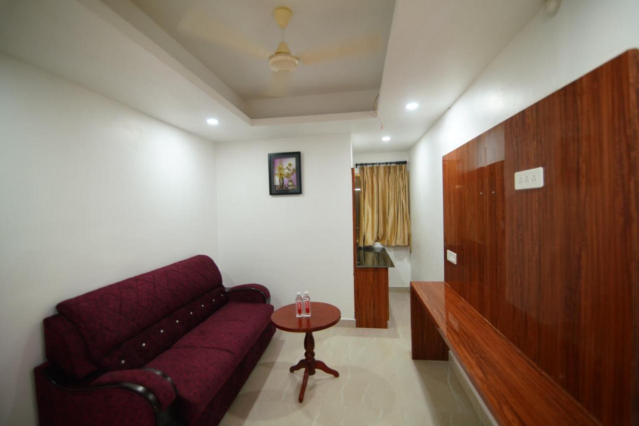 Siriki Resorts Srungavarapukota Exterior photo